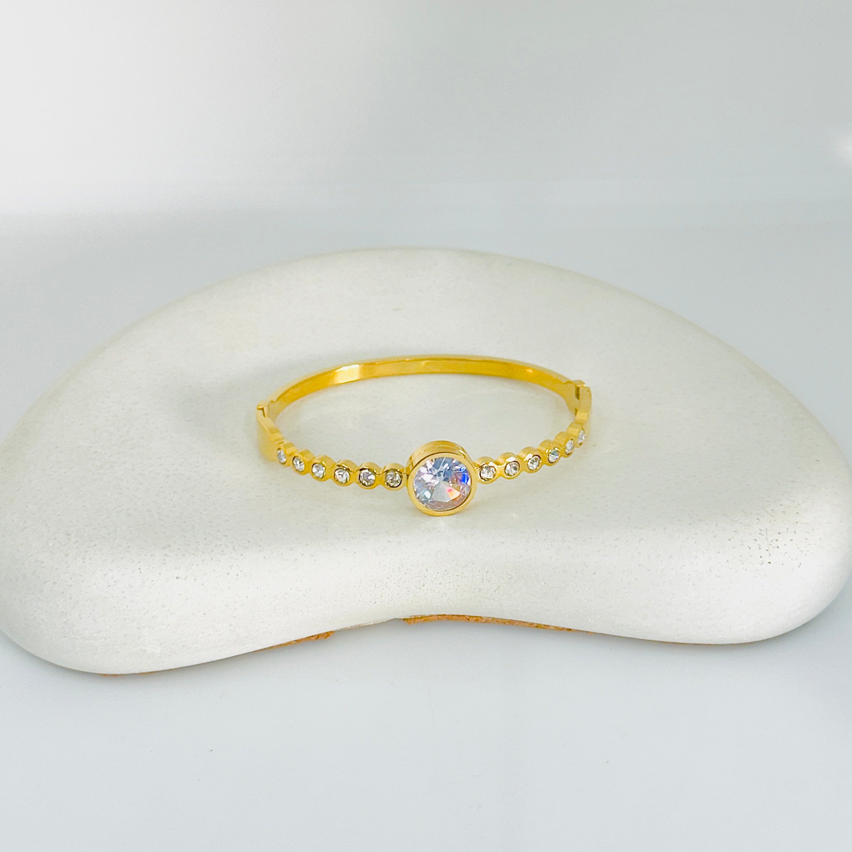 Diamond Gold Bangle Bracelet (Free Size)