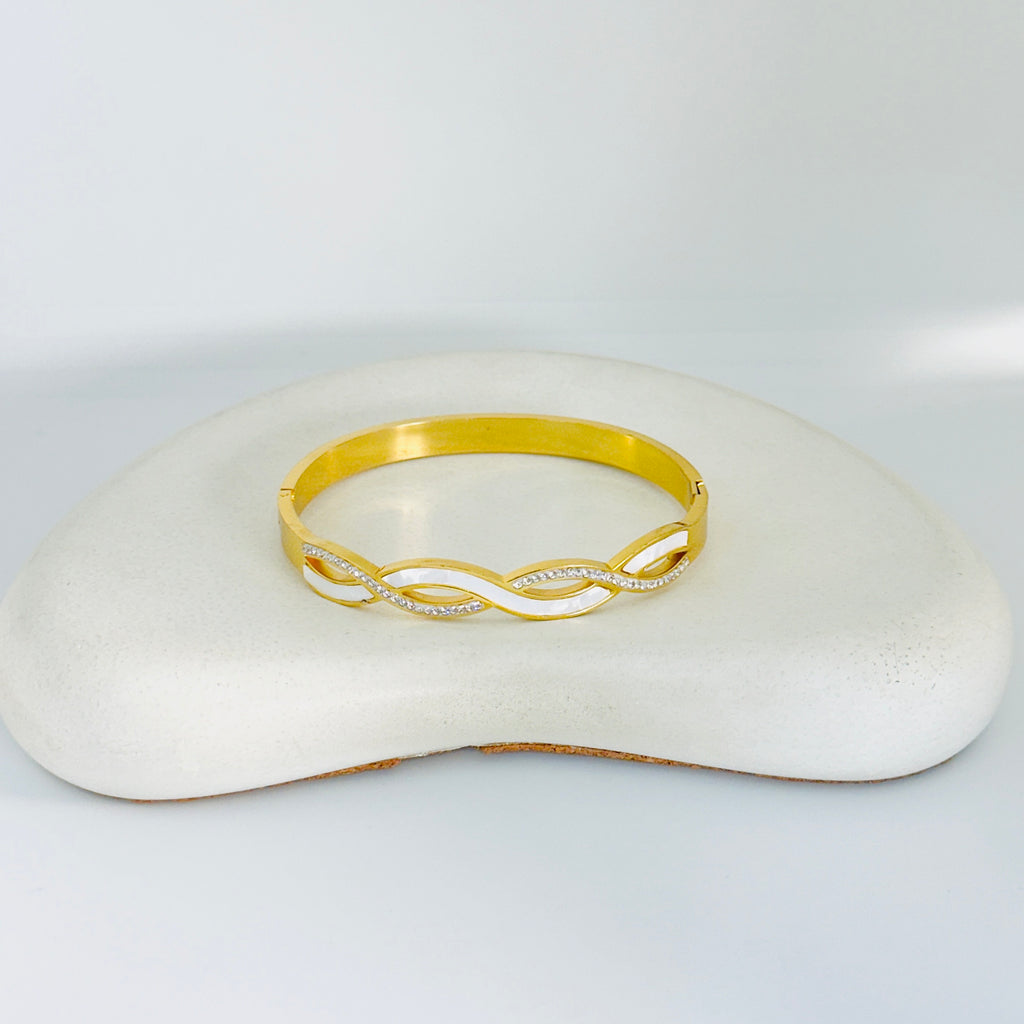 Zella Gold Bangle Bracelet (Side Open)