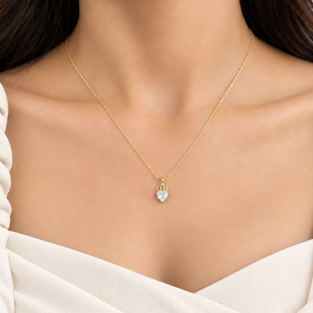 Solitaire Royal Heart Necklace