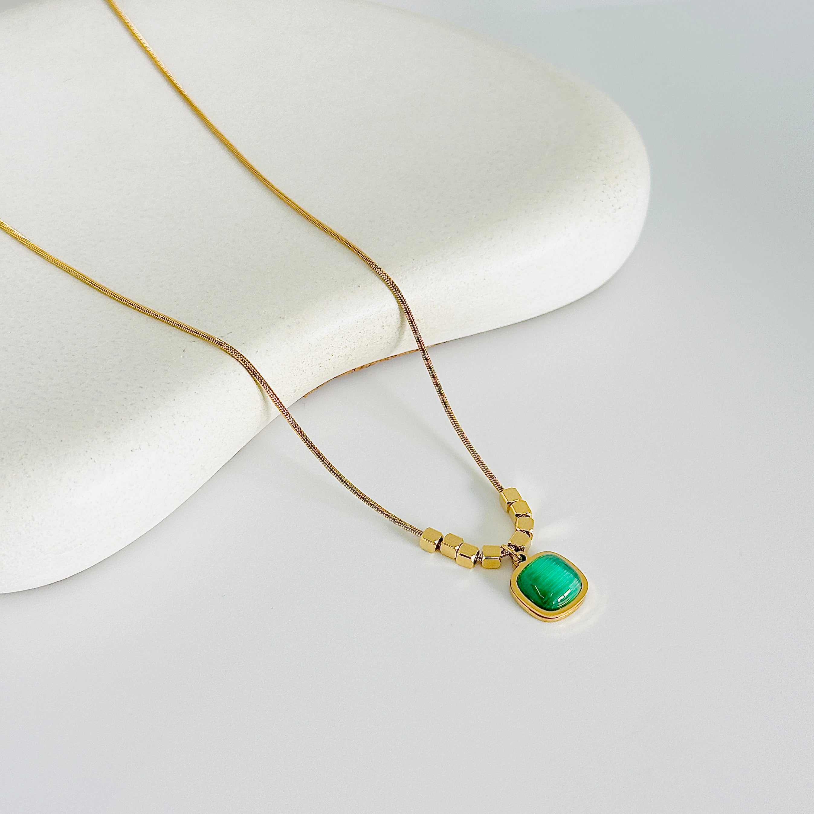 Clara Stone Gold Necklace