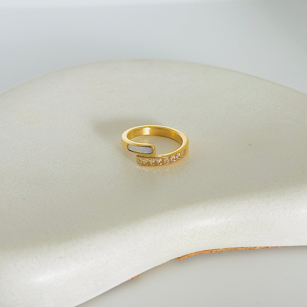 Freya Gold Ring