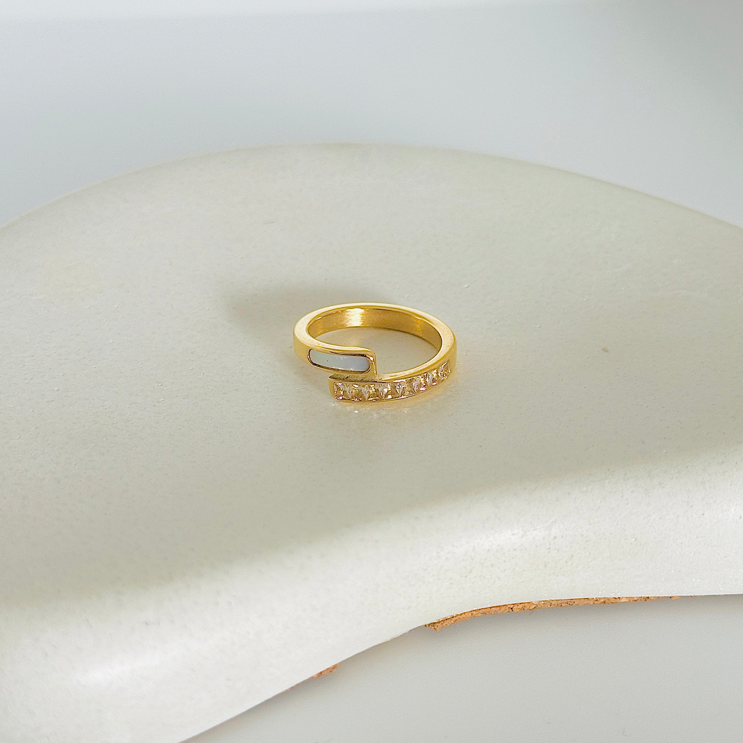 Freya Gold Ring