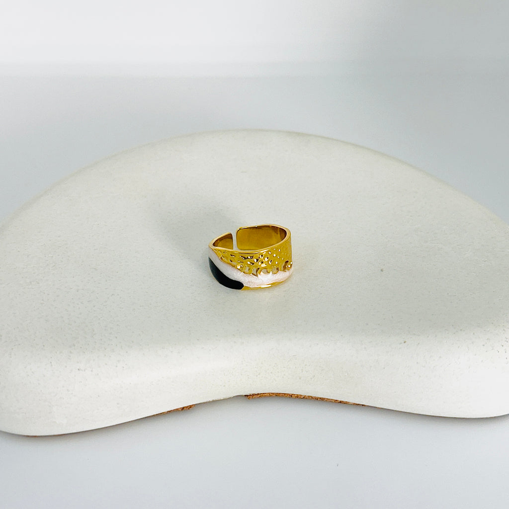 Liliana Gold Ring (Adjustable size)