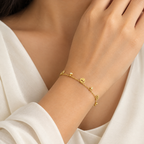 Love Leaf Gold Bracelet