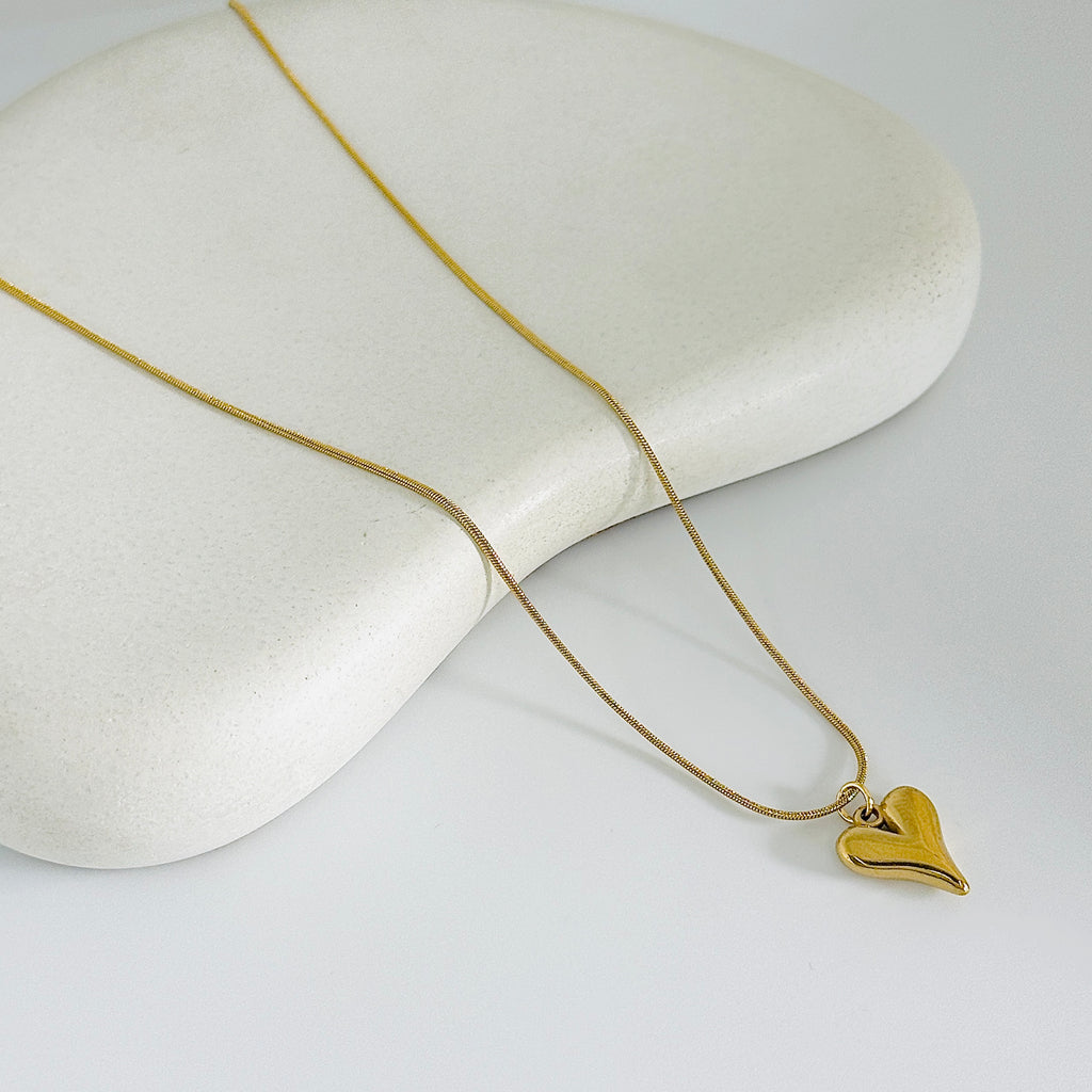 Lixie Heart Gold Necklace