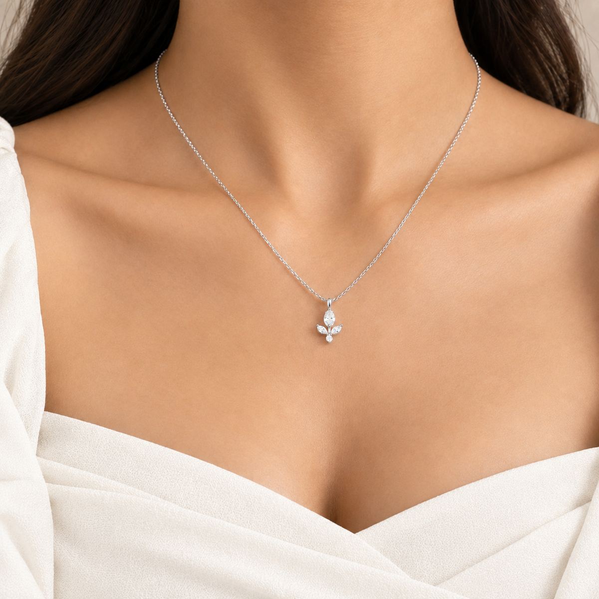 Tulip Silver Necklace