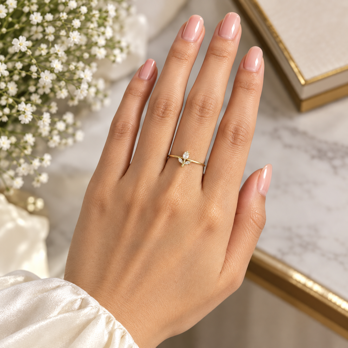 White Tulip Gold Ring (Adjustable Size)