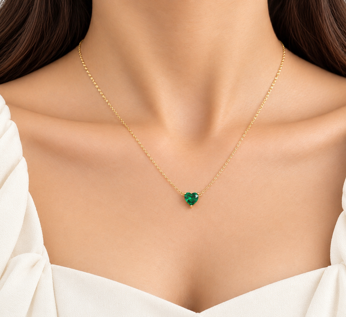 Green Solitaire Heart Gold Necklace