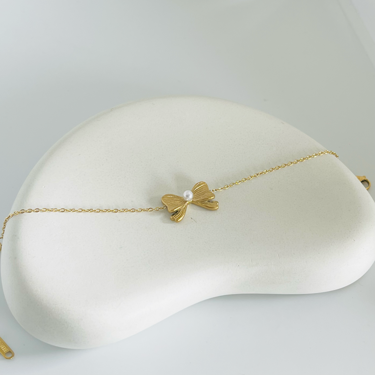 Pearl Bow Gold Bracelet