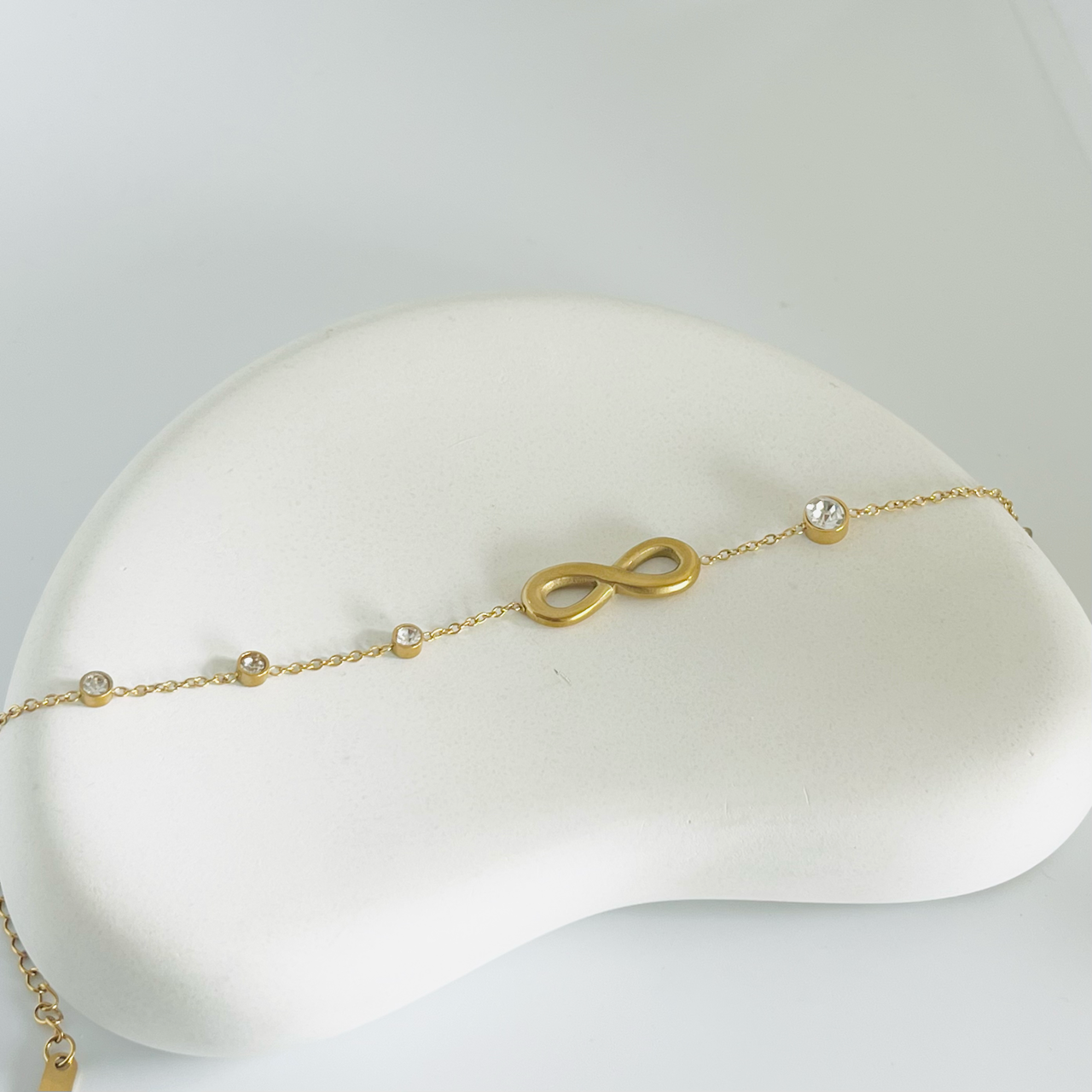 Minimal Infinity Gold Bracelet
