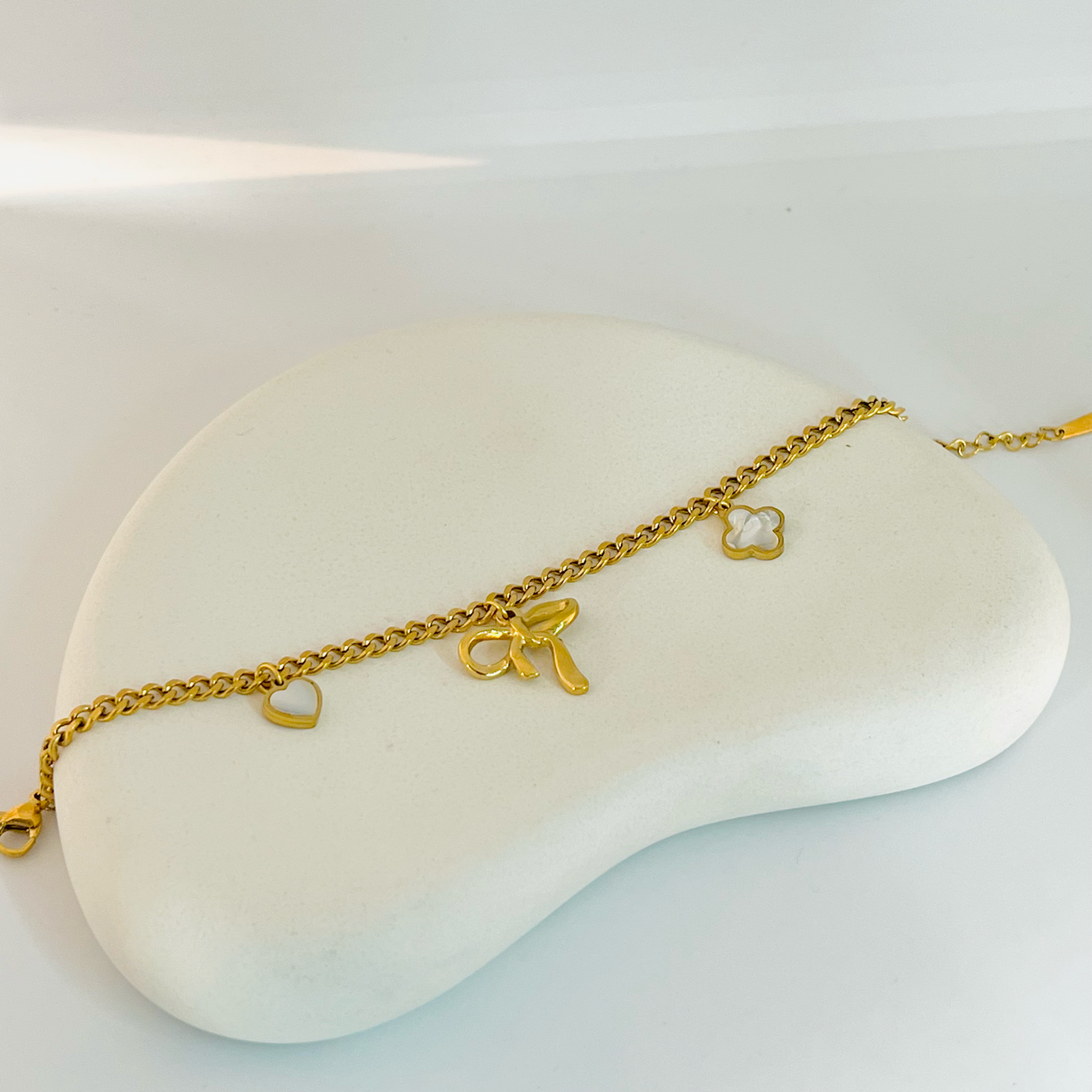 Dangling Bow Gold Bracelet
