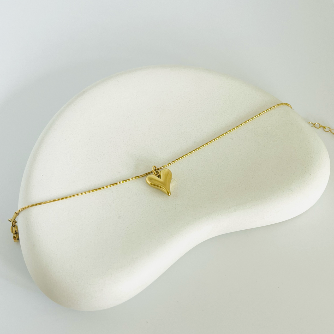 Heart Charm Gold Bracelet