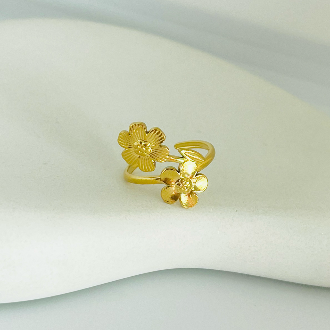 Twin Flower Gold Ring (Adjustable Size)