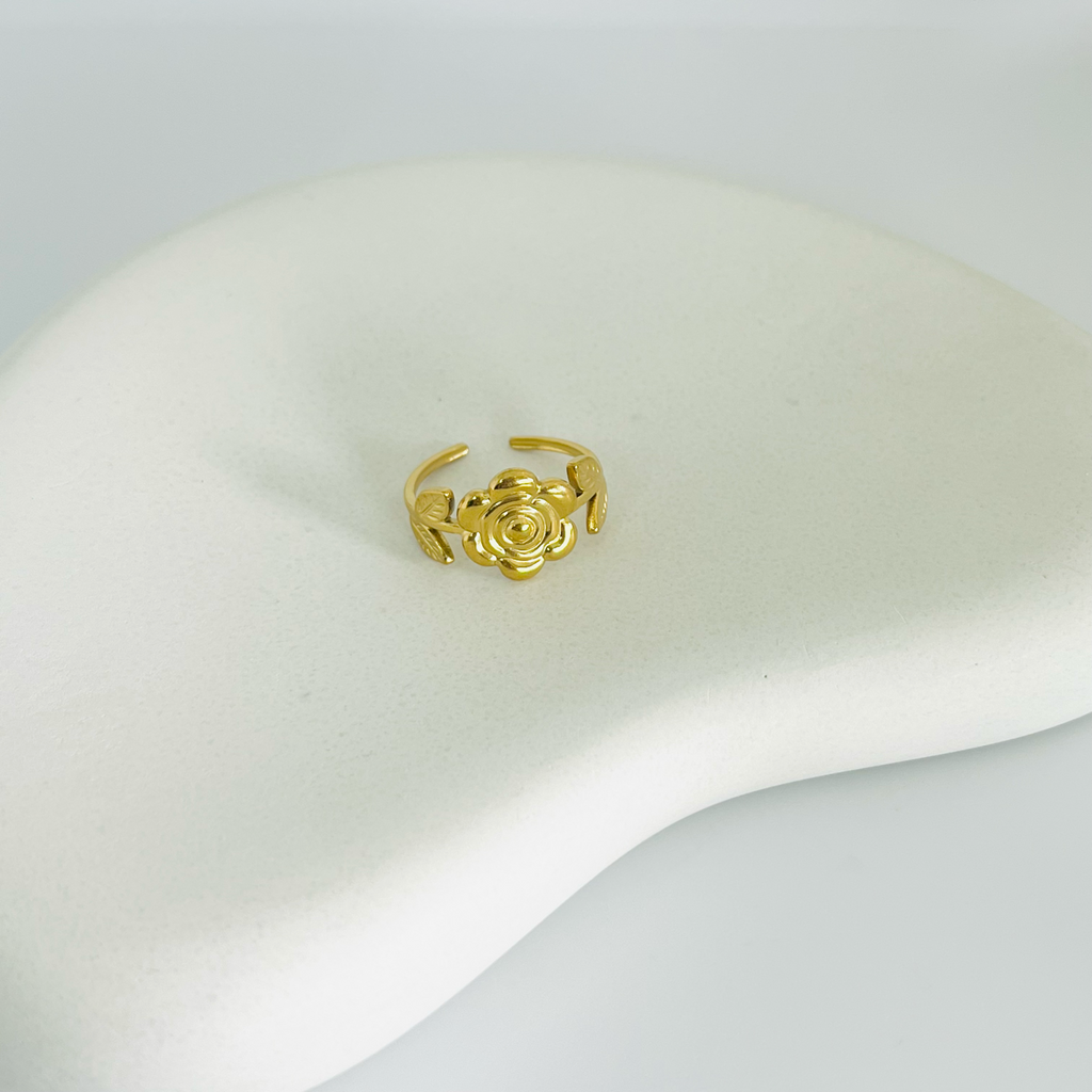 Golden Petal Gold Ring (Adjustable Size)