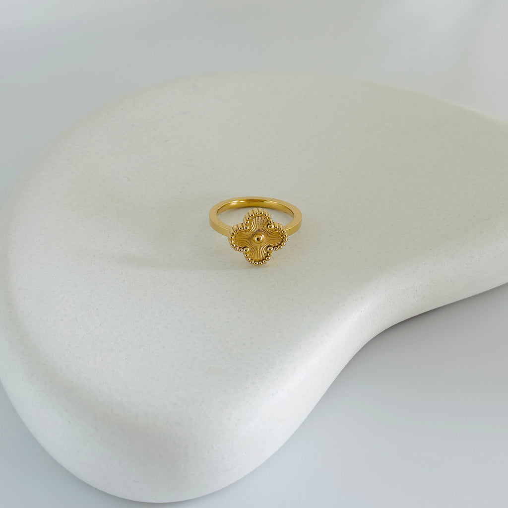 Van Cleef Gold Ring