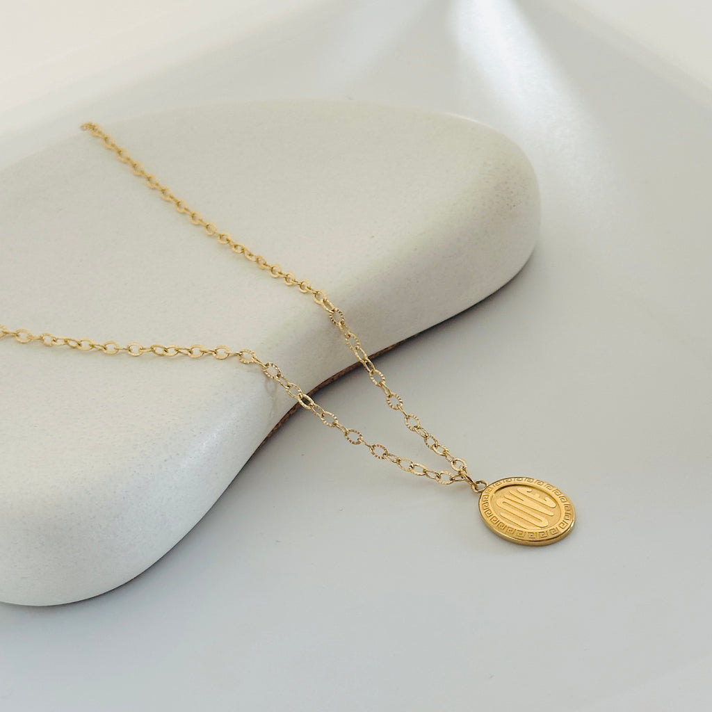 Ovlove Gold Necklace