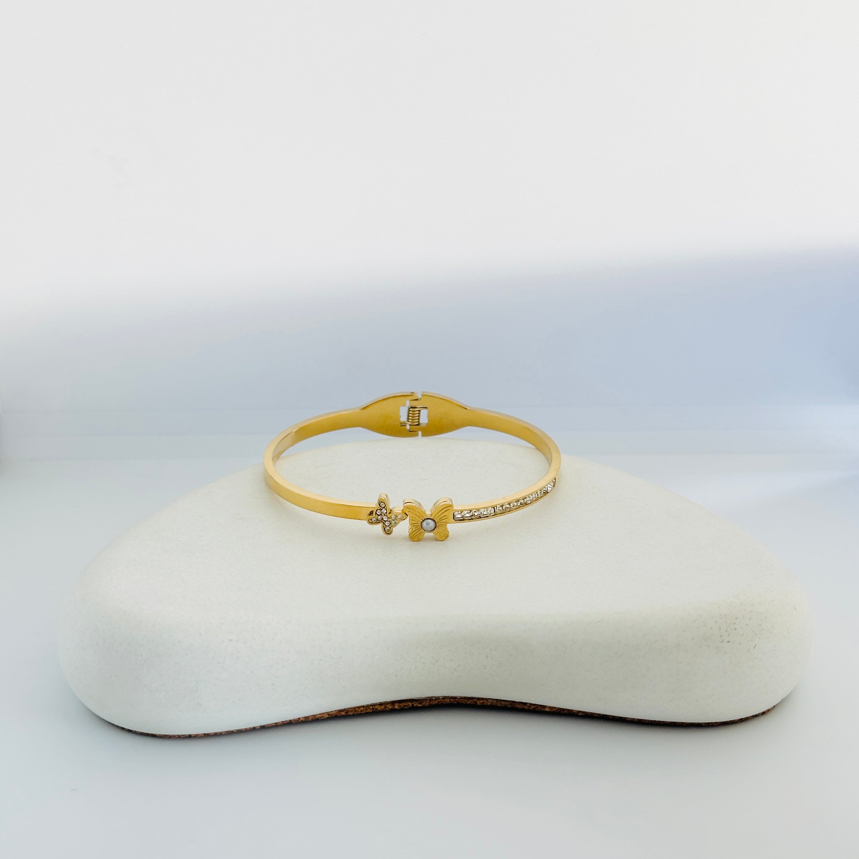 Butterfly stones gold bangle bracelets