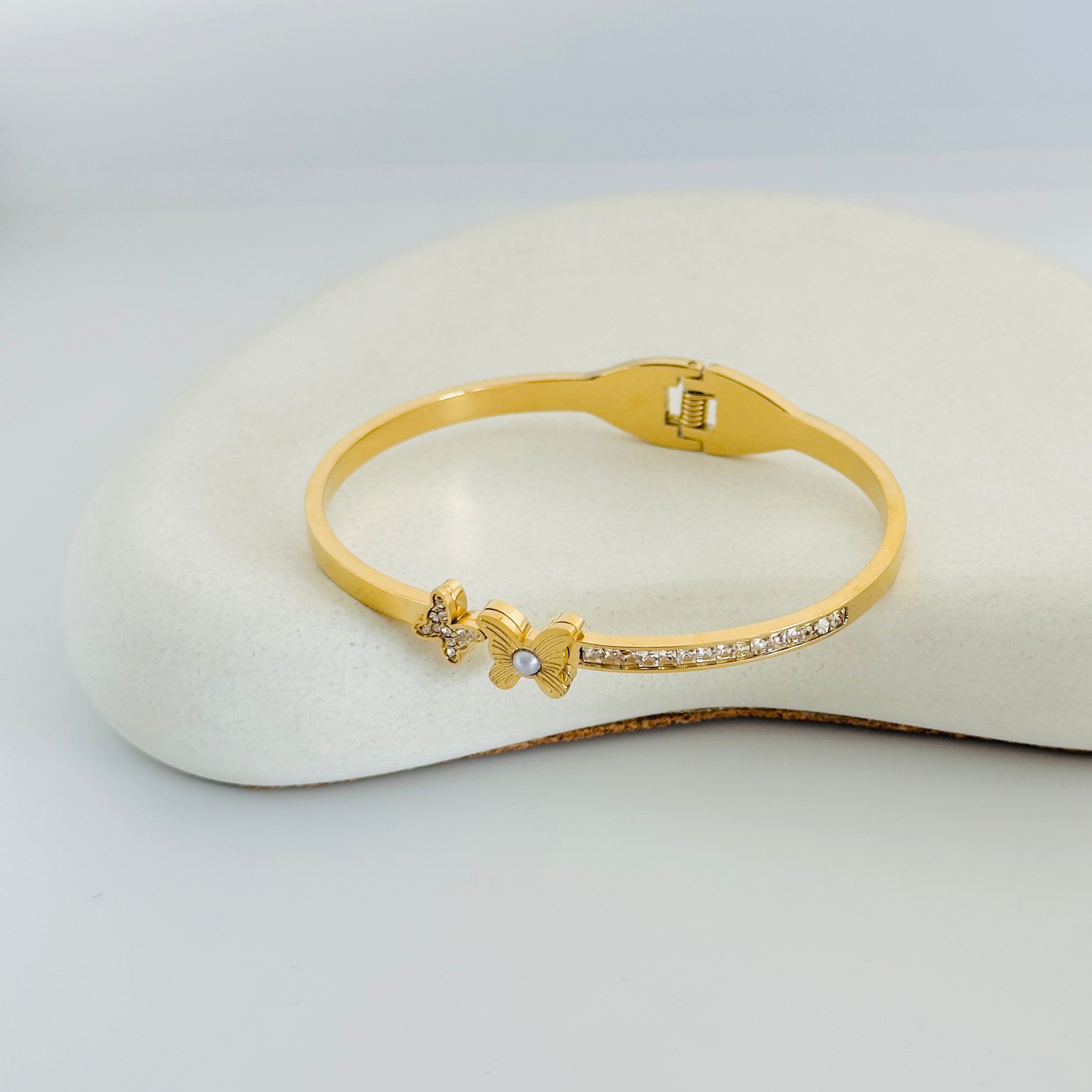Butterfly stones gold bangle bracelets