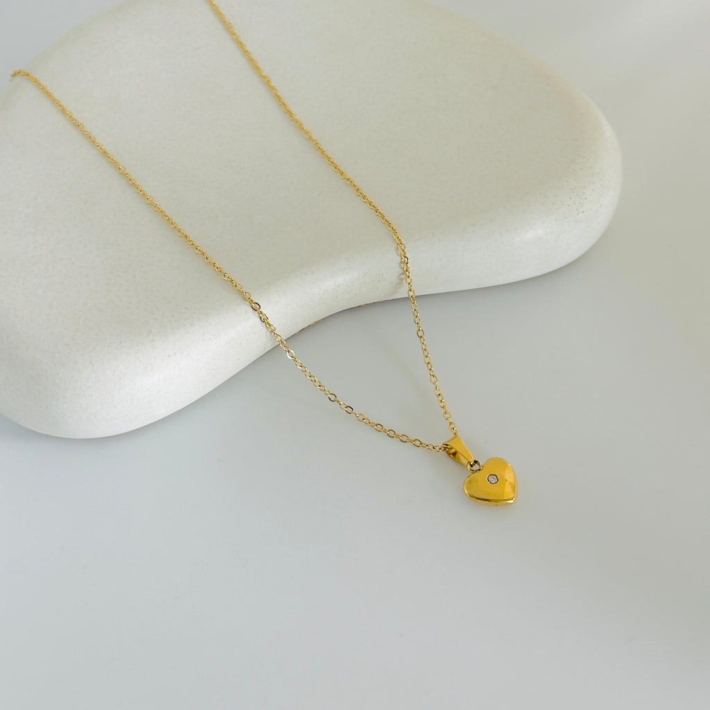 Tiny Heart Stone Gold Necklace