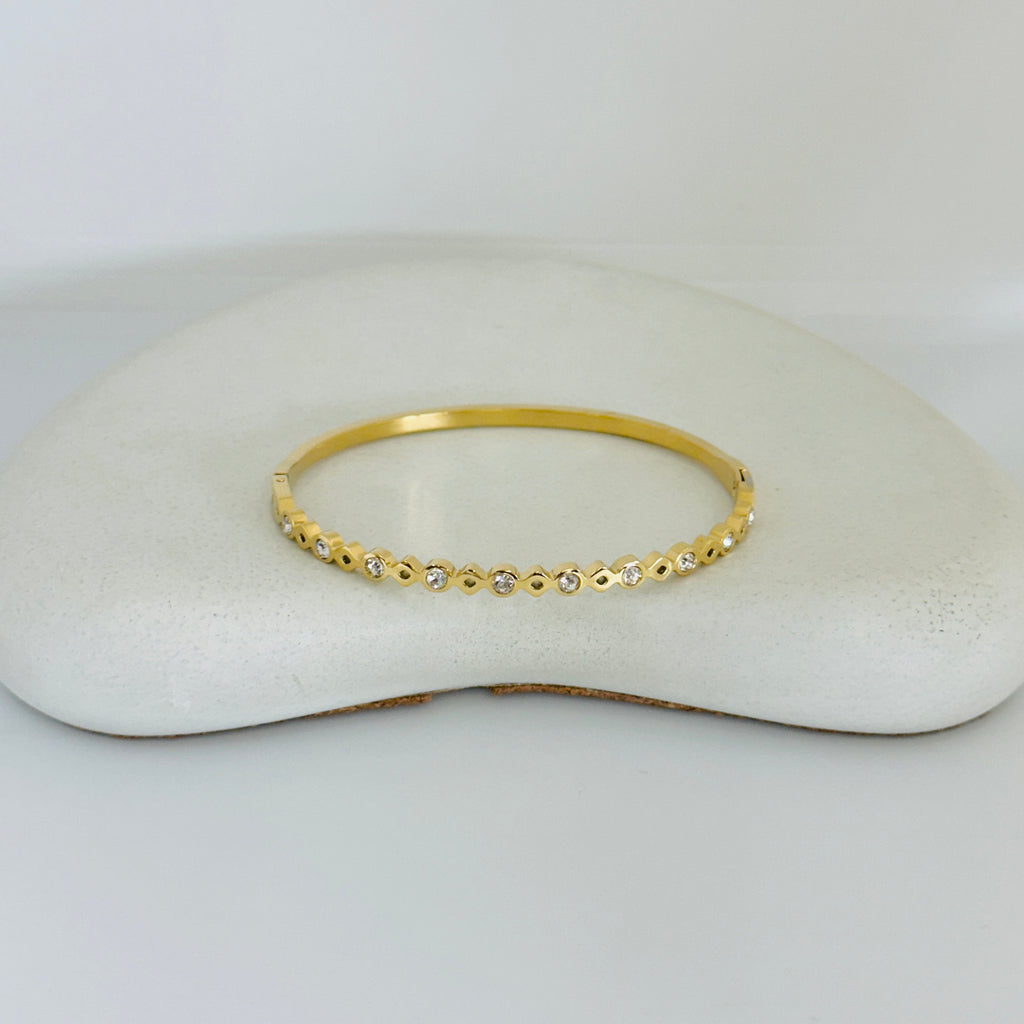 Rumi Stone Gold Bangle Bracelet (Free Size)