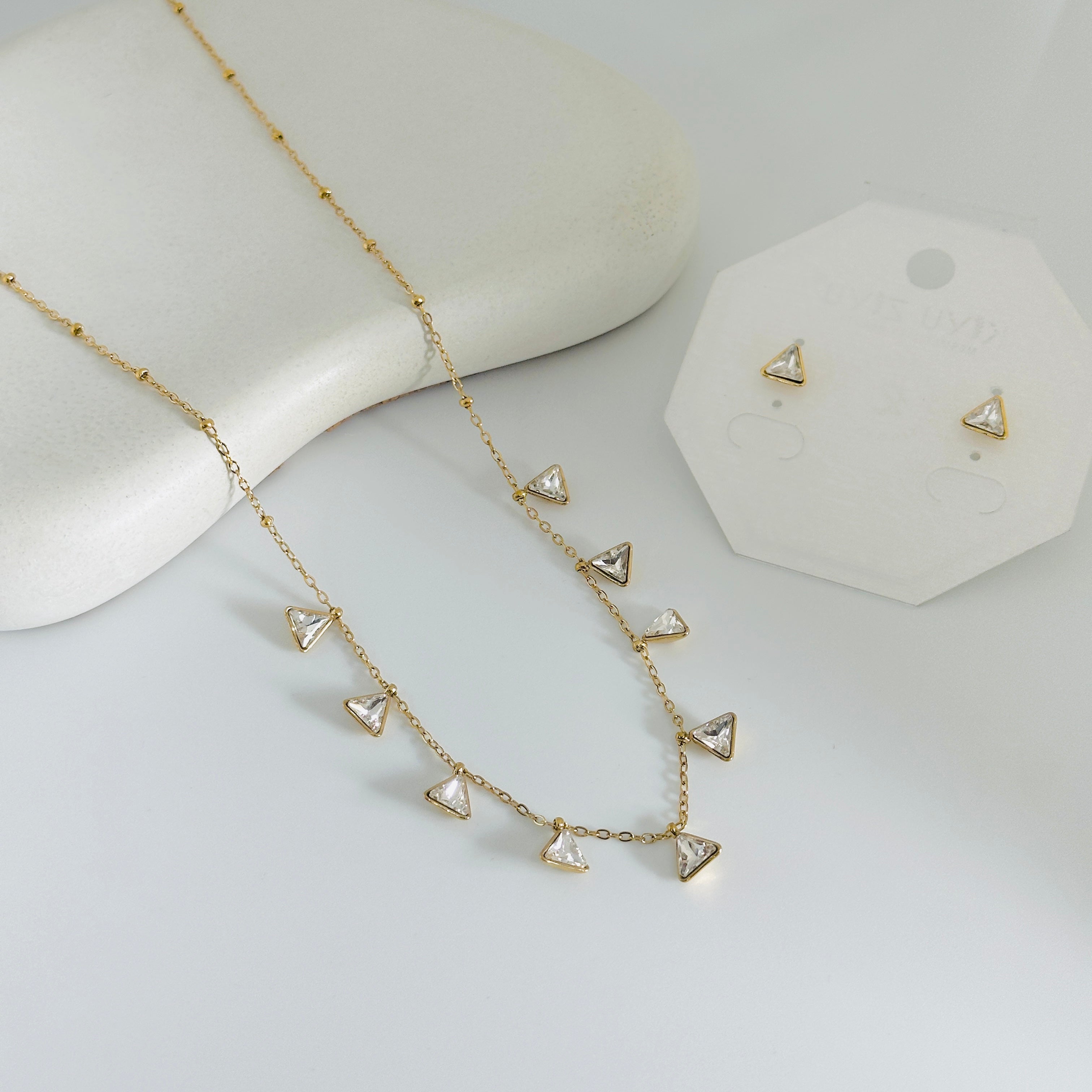 Cleo white Stones Falls Gold Necklace