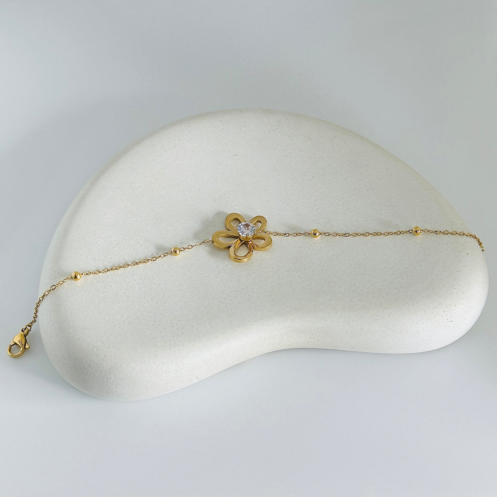 Aura Link Gold Bracelet