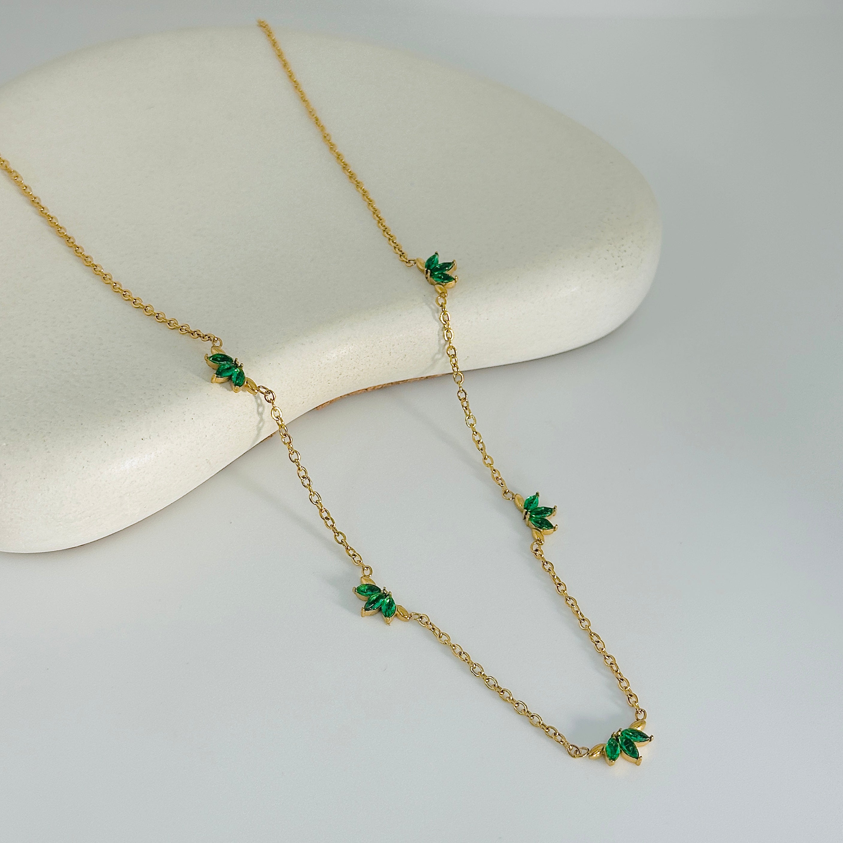 Elerai Green Stone Gold Necklace