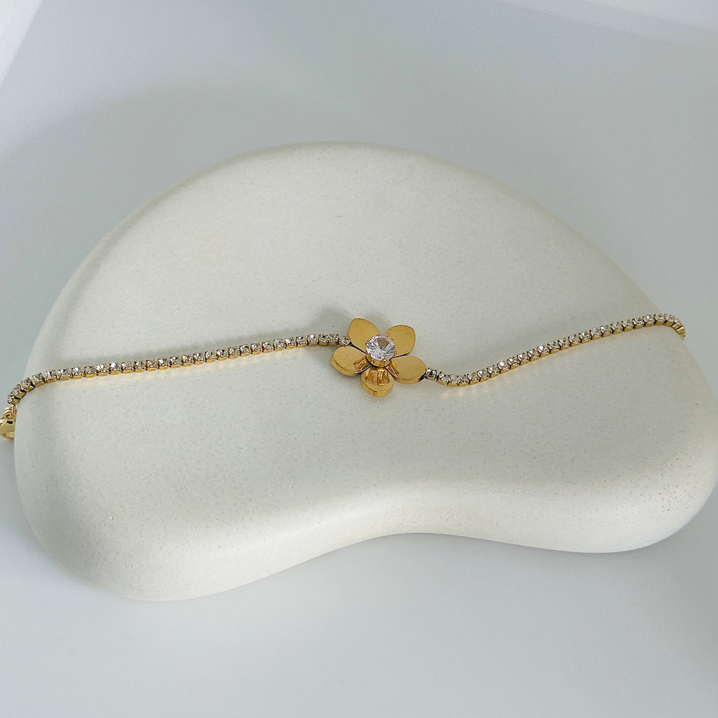 Iskra Gold Stone Bracelet