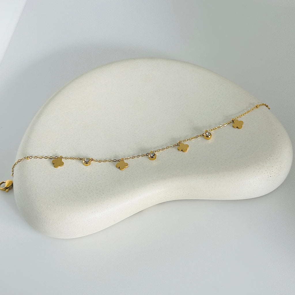 Riviya Gold Bracelet