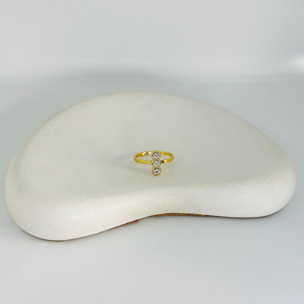 Ziraa Stone Gold Ring (Adjustable Size)