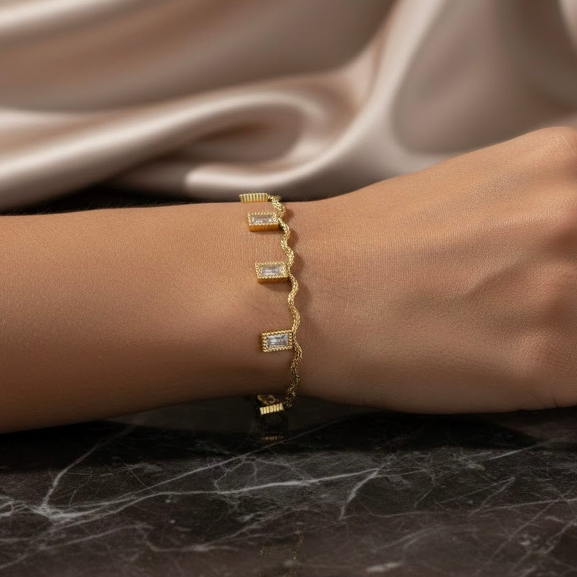 Clavaa Stone Gold Bracelet