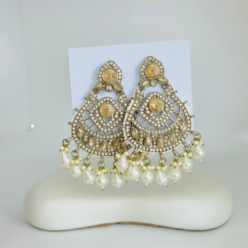 Tara Jhumkas