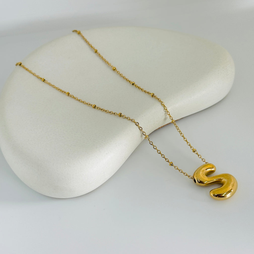 'S' Gold Necklace