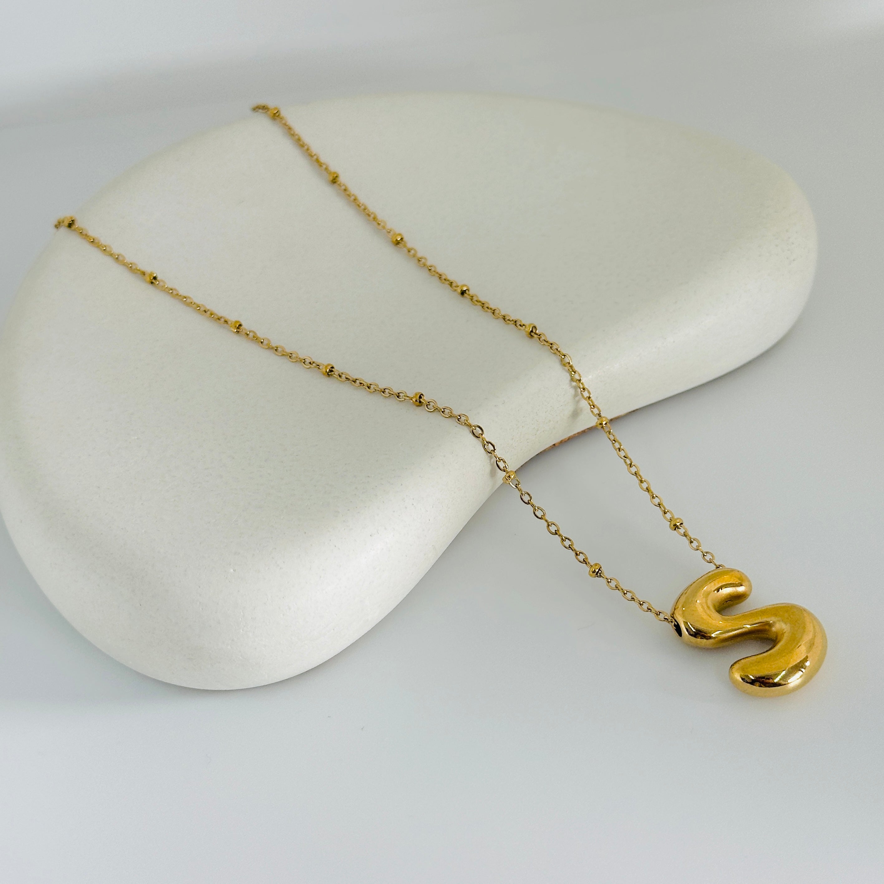 'S' Gold Necklace