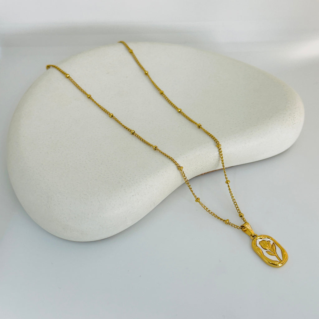Lee Gold Necklace