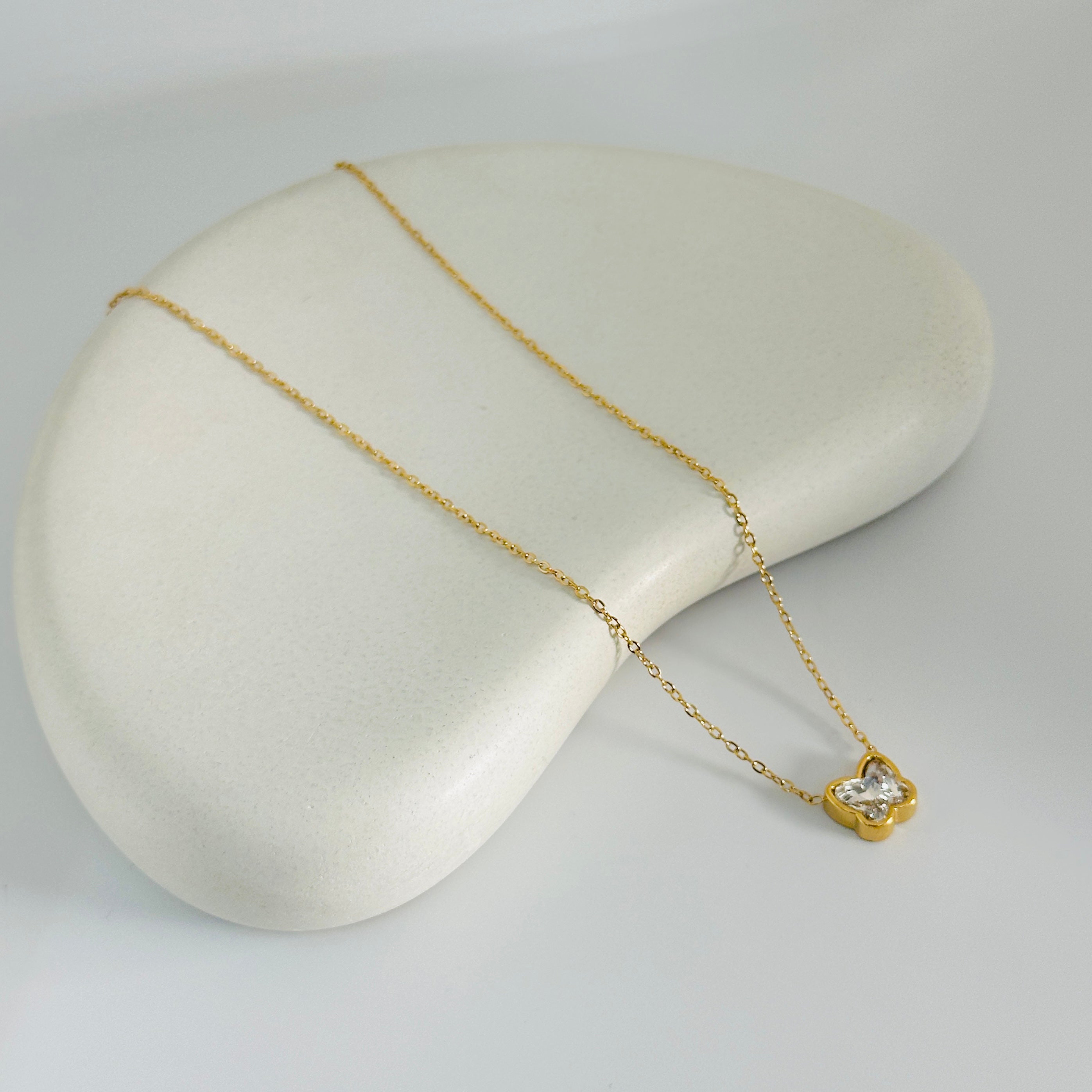 Breze Gold Necklace
