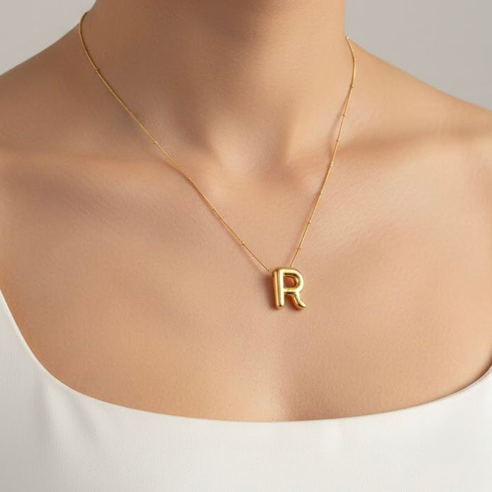'R' Gold Necklace