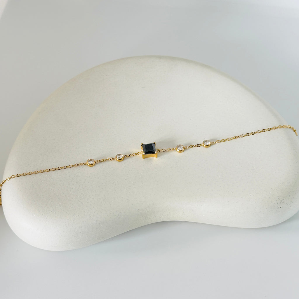 Lucy Stone Gold Bracelet