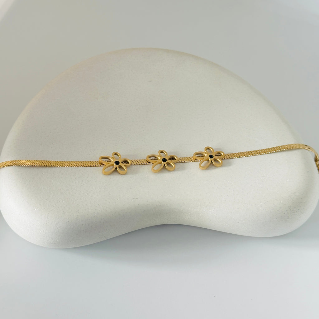 Floria Gold Bracelet