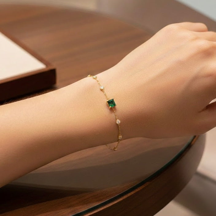 Tia Stone Gold Bracelet