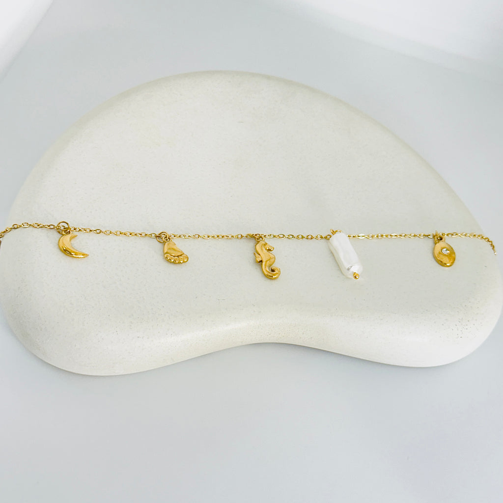 Aria Gold Bracelet