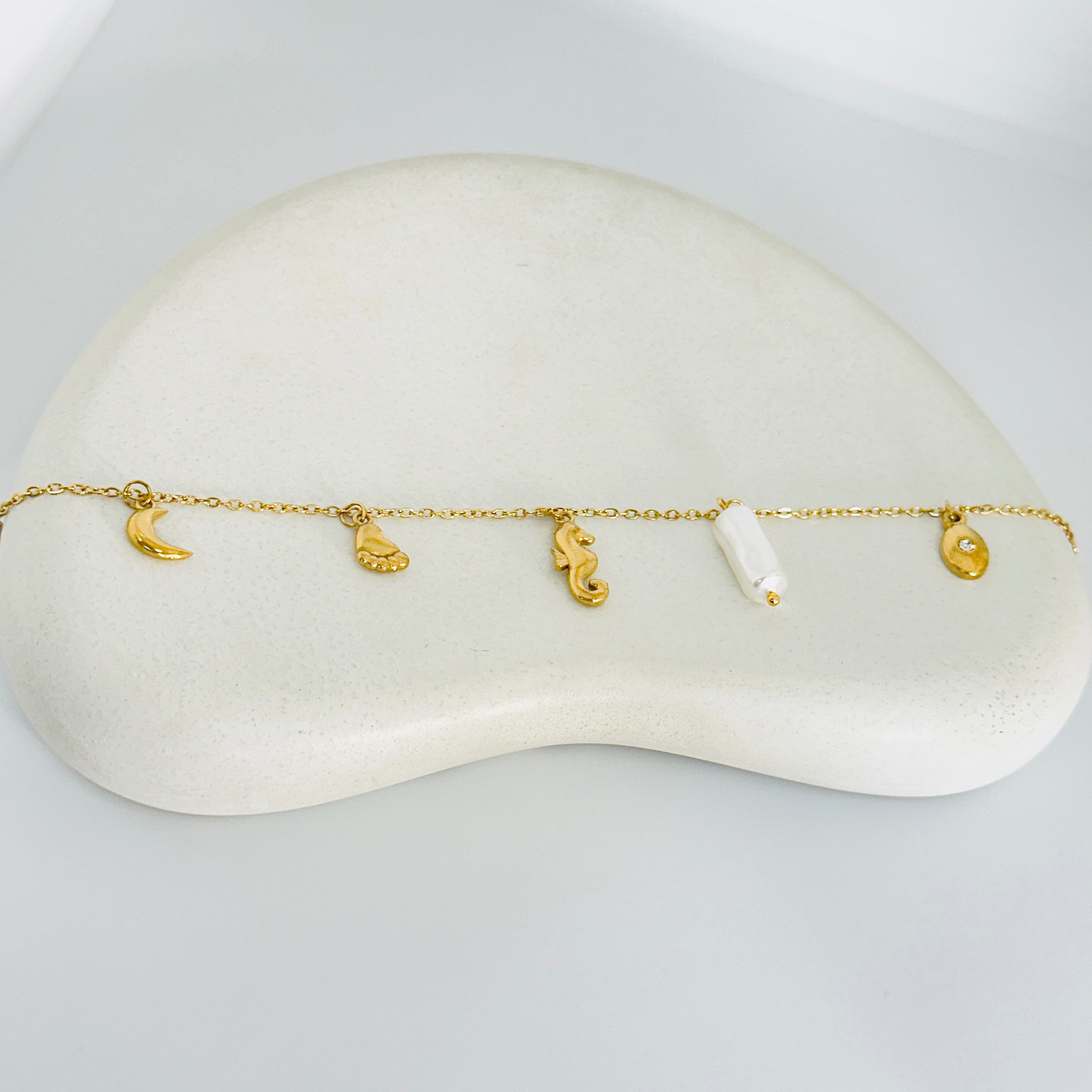 Aria Gold Bracelet