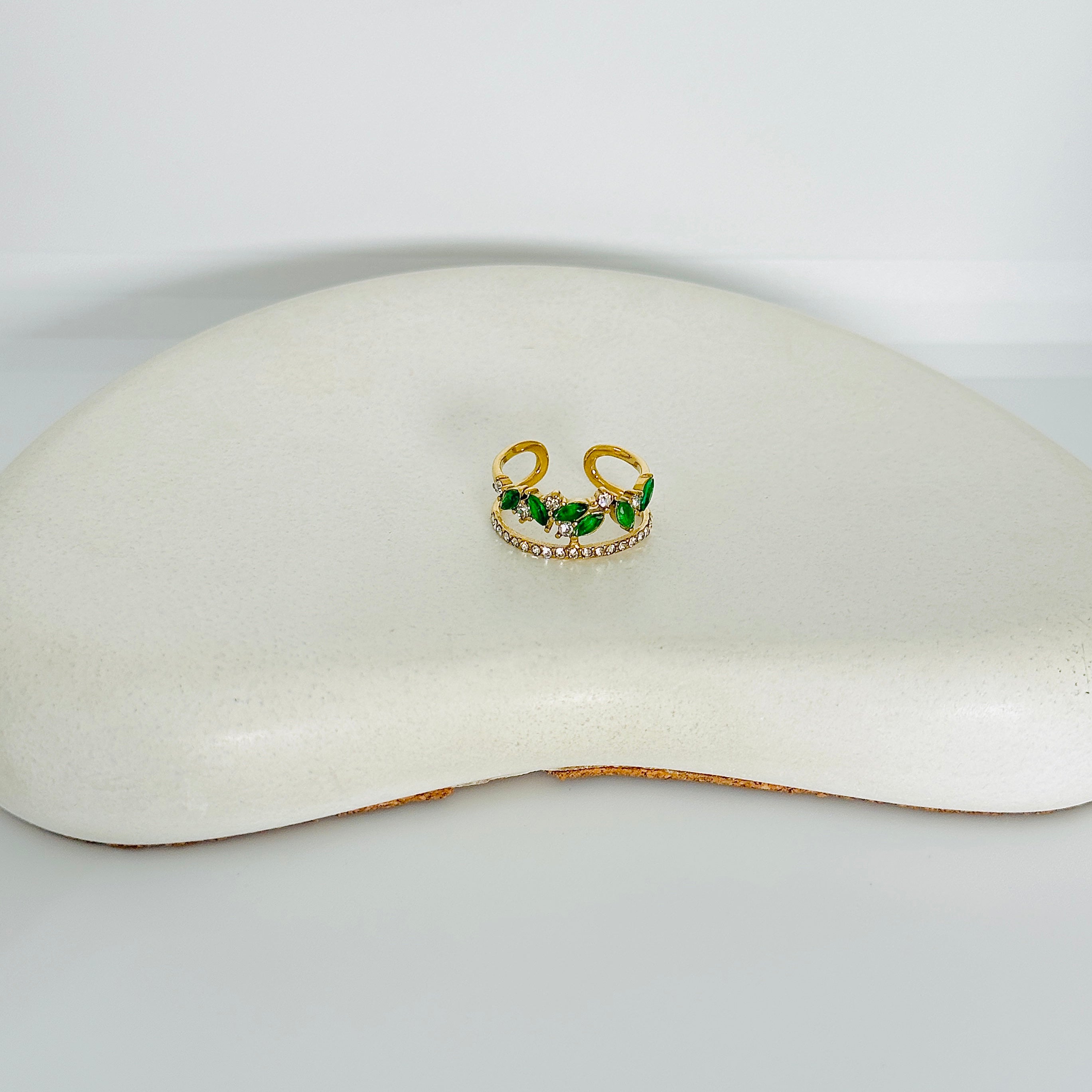 Maria Stone Gold Ring (Adjustable size)